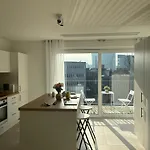 2 Bedrooms Luxury Apartment - Guillemins